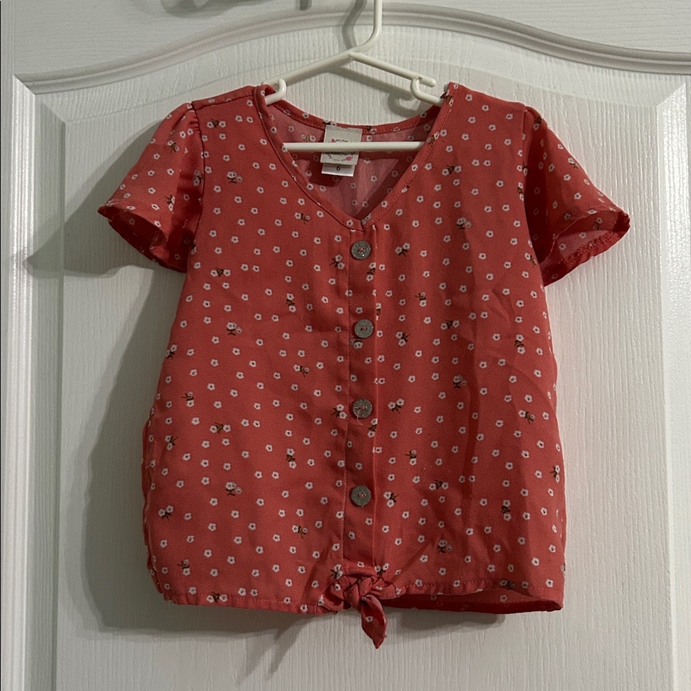 Heart & Arrow Coral Floral Button down Blouse.